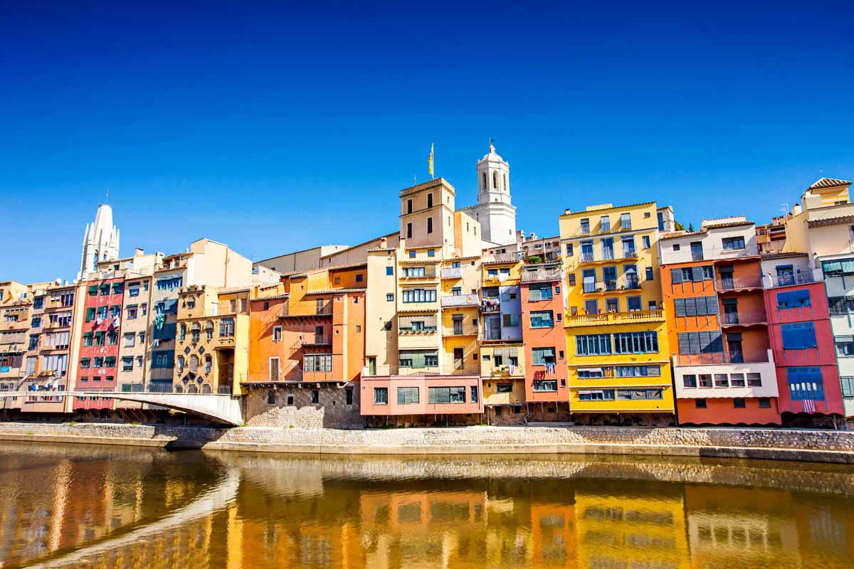 Goedkope vliegtickets naar Gerona, Spanje - Goedkopevliegtuigtickets.be